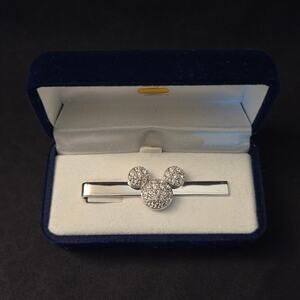 NIB Arribas Bros Disney Swarovski Crystal Mickey Mouse Iconic Head Tie Bar Clip